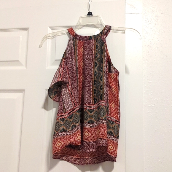 Geometric Off the Shoulder Top - Picture 1 of 2